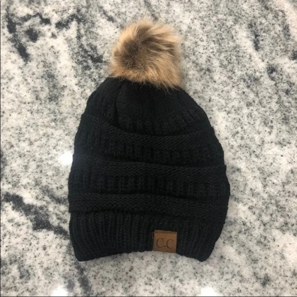2 CC POM STYLE BEANIES - Picture 5 of 10